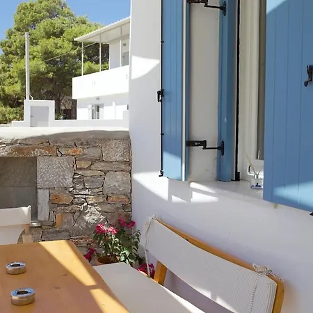 Filothei's Guest House, Minimal House In Amorgos Aegiali